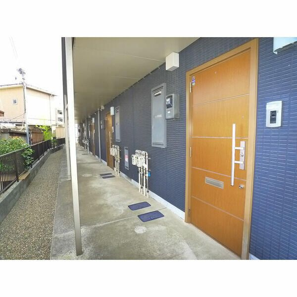 クレスト上本郷のロビー