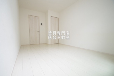 【寝室】 | ポーラスター南橋本 | 白基調の綺麗なお部屋♪