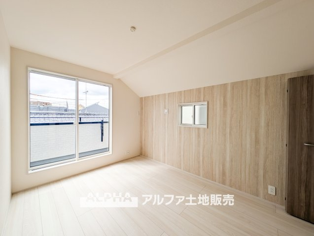 新築戸建　昭島市緑町3丁目　全2棟の洋室|【Forever there】
◆ずっとそこに◆あったかのようなそれぞれが生きる場所を見つける。そして心地よさを求めて暮らしの質を高める。