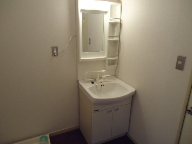 シャラハウスの洗面所|洗面（イメージ）