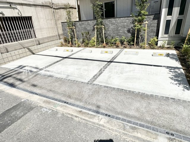 大阪市城東区永田４丁目のアパートの駐車場