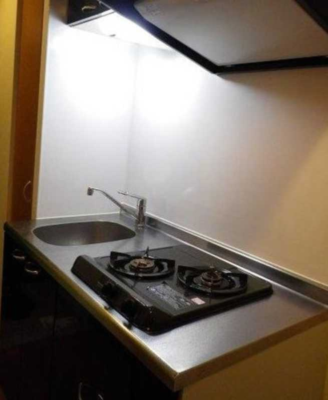 ルーブル祐天寺　独立洗面台　オートロック　システムキッチンのキッチン