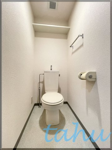 中野区上高田４丁目の賃貸マンションのトイレ