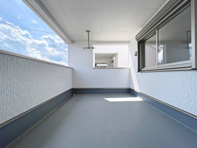 新築戸建・新築建売　郡山市安積町笹川第7　永盛小・安積中のバルコニー|インナーバルコニーなので急な天候不良でも安心です！