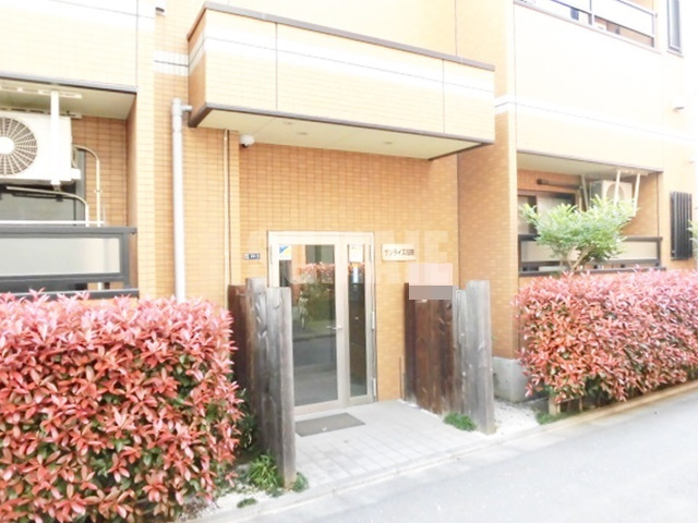 サンライズ田端のエントランス