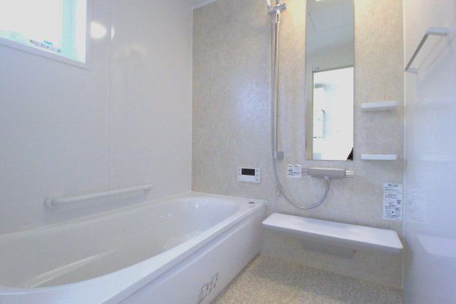 坪井2丁目新築戸建ての浴室
