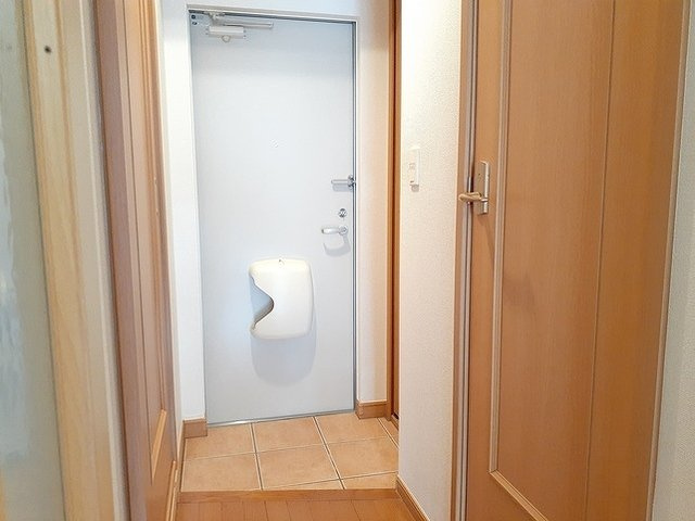 フレアビタシオンＡの玄関