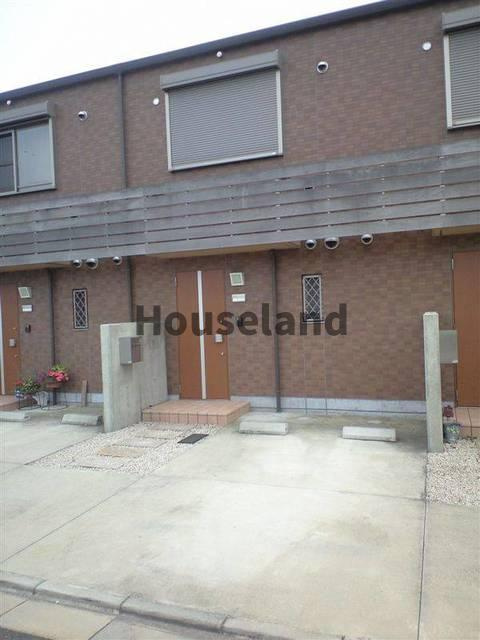 カーサミタニの駐車場