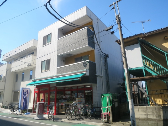 エスト四つ木の外観|１階スーパーの便利な建物♪
