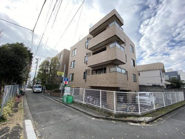 ホームズ杉並阿佐ヶ谷の外観|ホームズ杉並阿佐ヶ谷４階部分のお部屋は通常仲介手数料３２９万３４００円→０円にて即日現地案内可能です！
