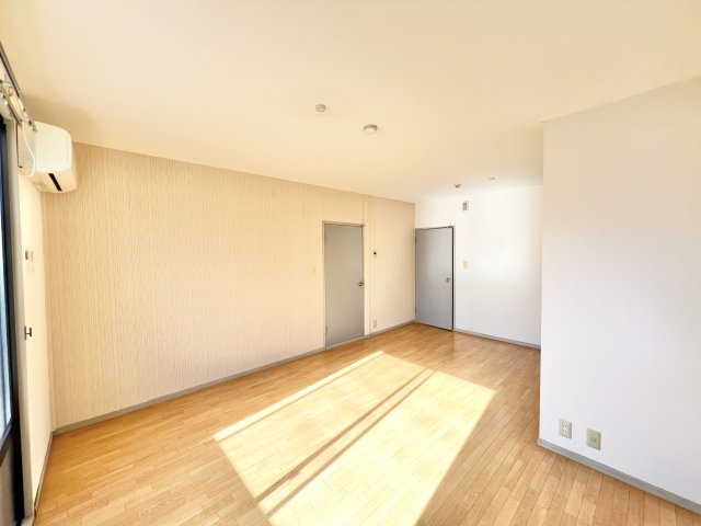 ヴィレッジサイトーの内装|※別部屋参考写真