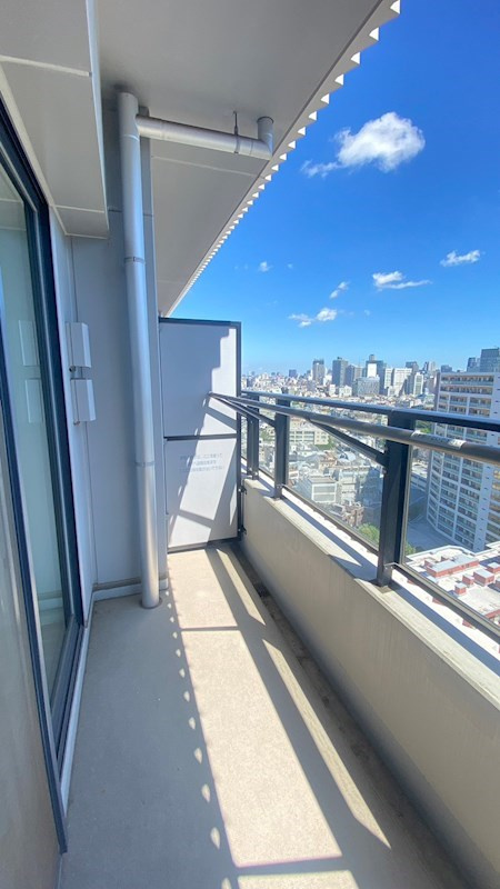 SHIBUYA CAST.  APARTMENTのバルコニー