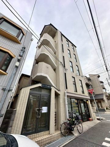 マーブル岡本の外観