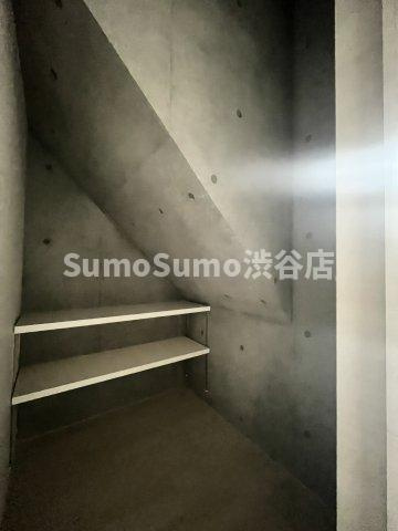ルクレ自由が丘の収納|こまごまとしたものを収納できそうですね