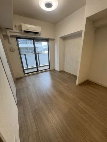 プレサンス兵庫駅前の居間・リビング