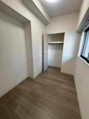 プレサンス兵庫駅前の寝室