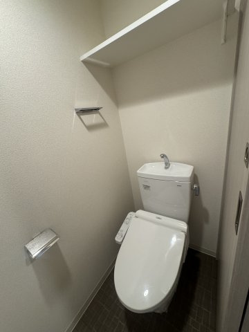 プレサンス兵庫駅前のトイレ