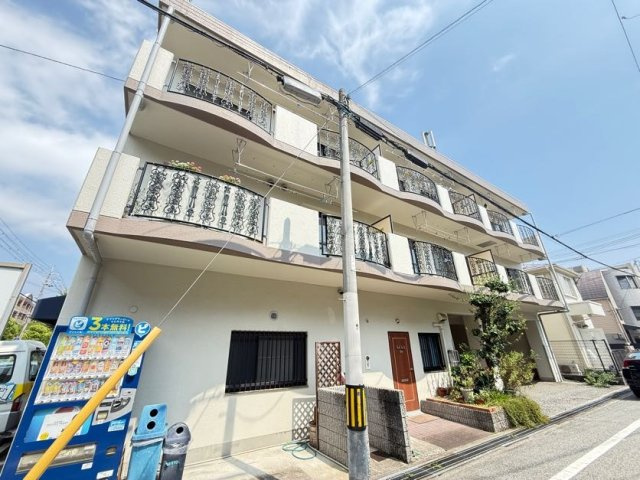 フォルチューナ芦屋の外観