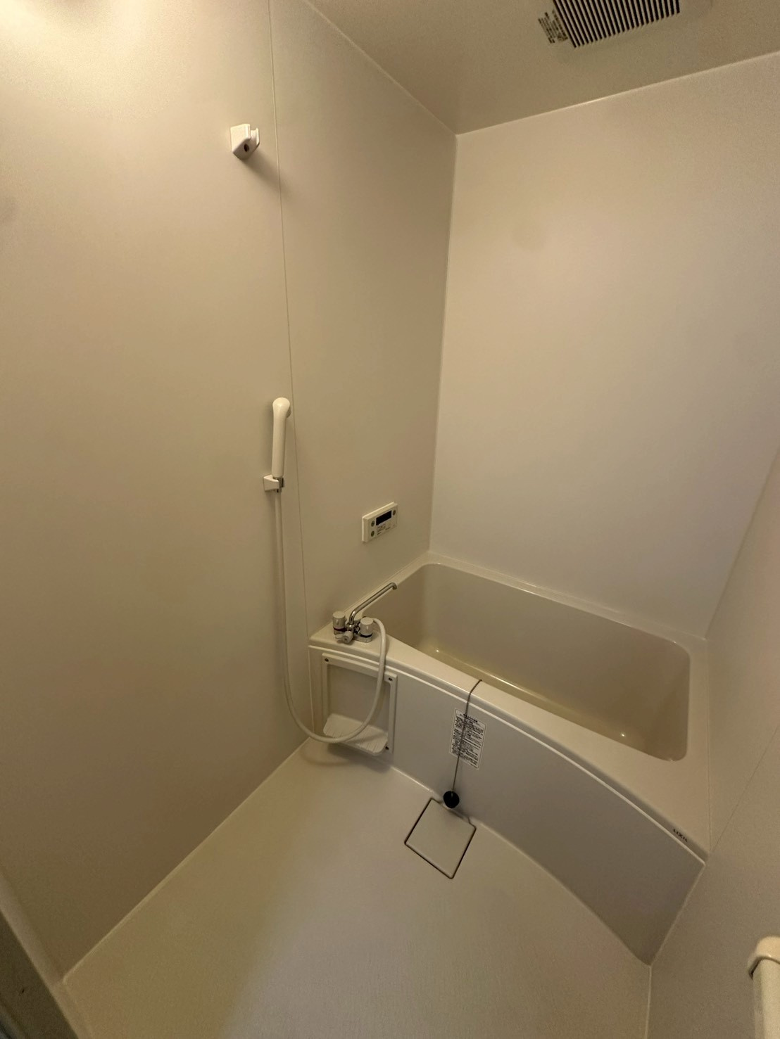 フォルチューナ芦屋の浴室