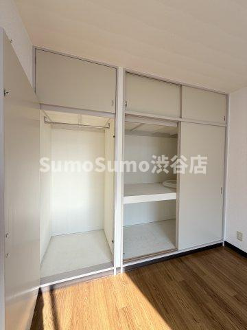 鉄飛坂マンションの収納