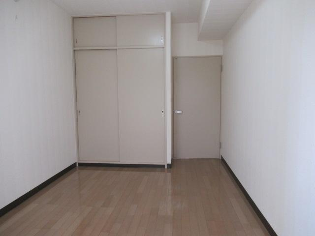 鉄飛坂マンションの収納