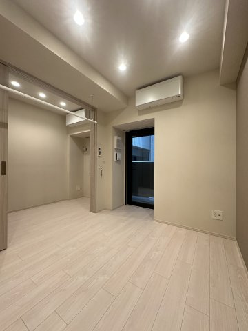 K-COURT谷町四丁目の居間・リビング