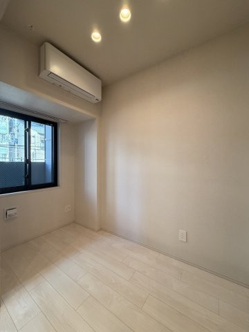 K-COURT谷町四丁目の居間・リビング