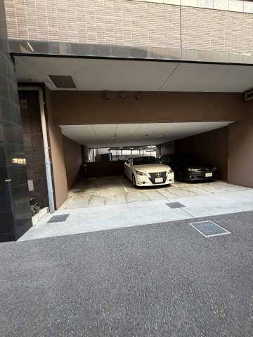 エステムプラザ神戸西Ⅴミラージュの駐車場