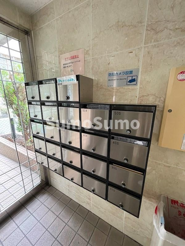 フリューゲル高砂のその他共用部分|外観もきれいです