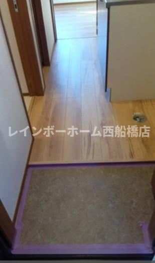 エキニア検見川の玄関