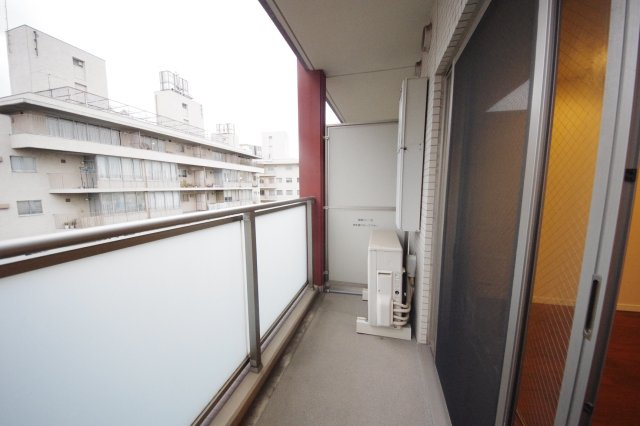 【バルコニー】