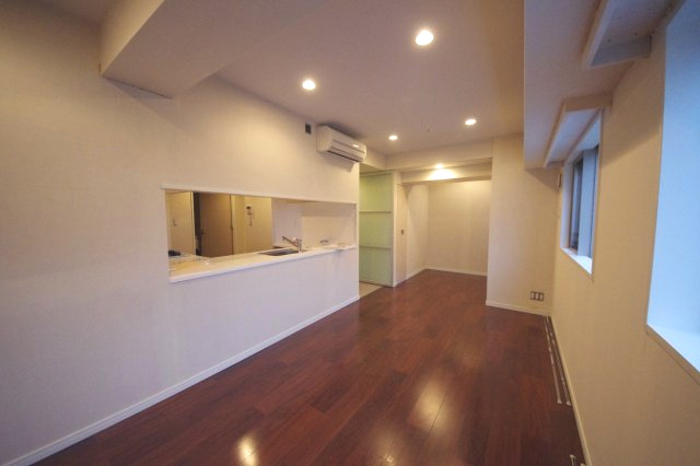 【居間・リビング】