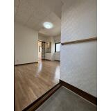 エクセレント新南部の玄関