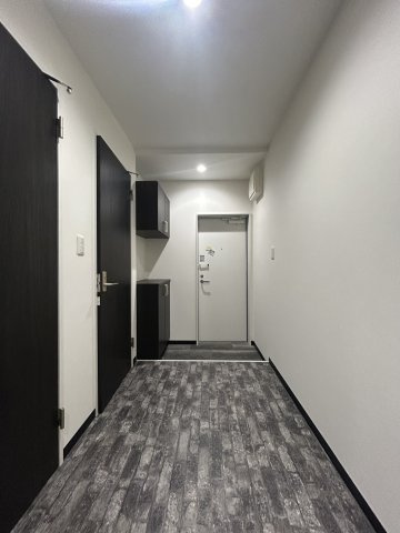 アベニール十三の玄関