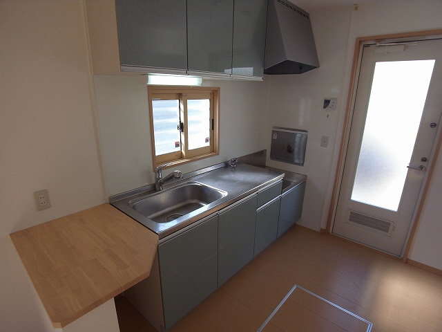 神戸市須磨区多井畑南町の一戸建てのキッチン|キッチン