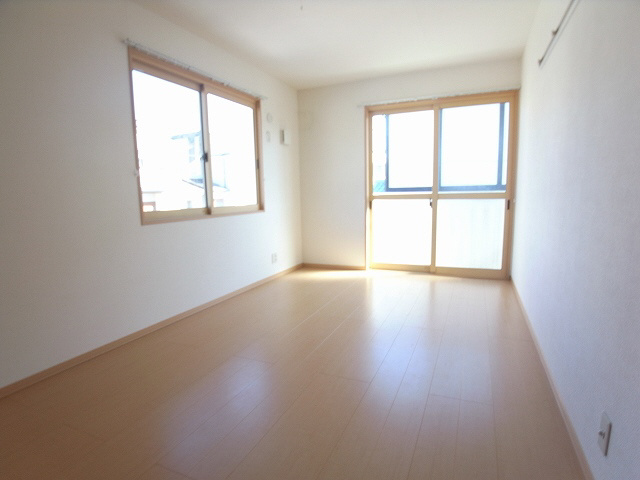 神戸市須磨区多井畑南町の一戸建ての内装|洋室