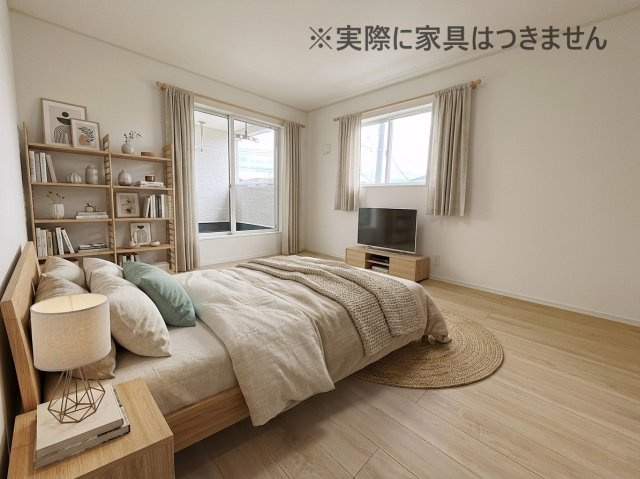 新築戸建・新築建売　郡山市安積町笹川第7　永盛小・安積中の洋室|画像はバーチャルホームステージングの加工による演出で、実際の家具は付きません。