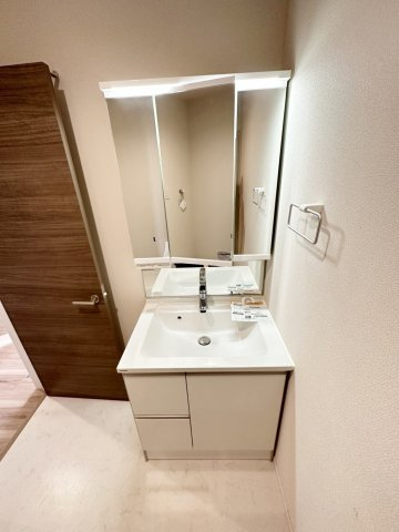 プレシャス小松の洗面所