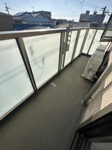 プレシャス小松のバルコニー