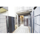 CASA101のエントランス