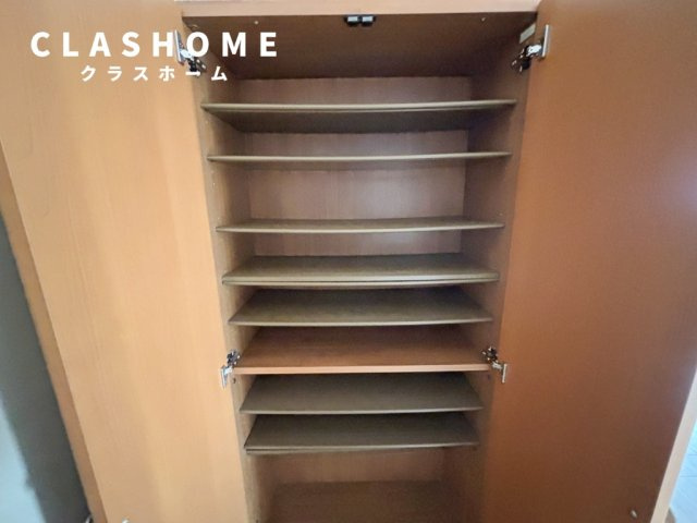 スクエアハウス　　刈谷市近郊の賃貸はクラスホームの収納|同物件の別部屋になります。