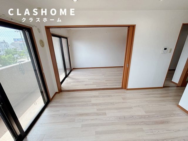 スクエアハウス　　刈谷市近郊の賃貸はクラスホームの居間・リビング|同物件の別部屋になります。