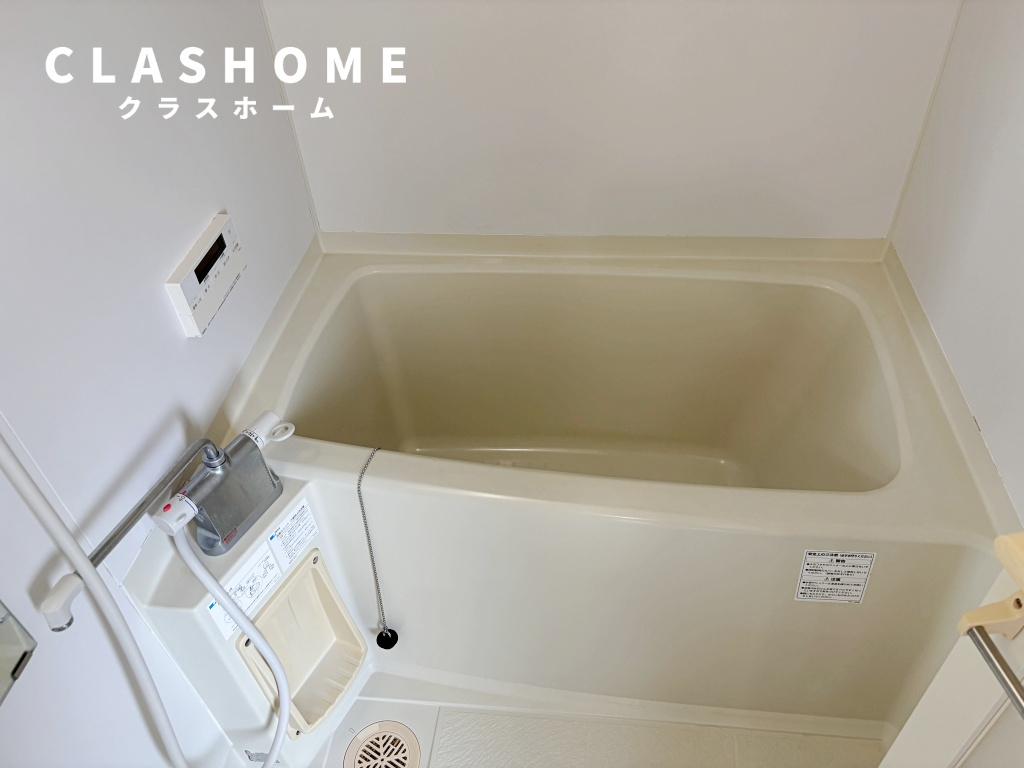 スクエアハウス　　刈谷市近郊の賃貸はクラスホームの浴室|同物件の別部屋になります。
