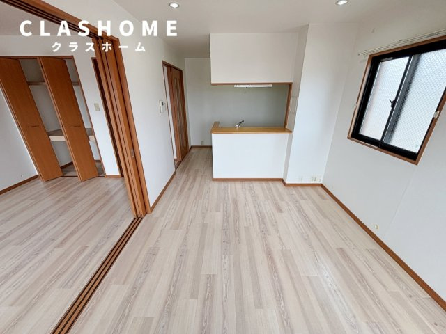 スクエアハウス　　刈谷市近郊の賃貸はクラスホームの居間・リビング|同物件の別部屋になります。