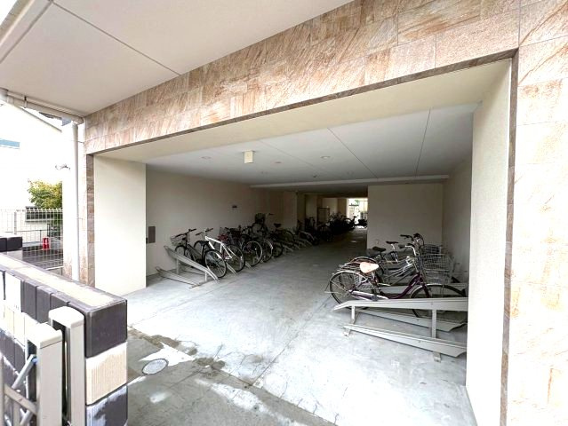FREEDOM residence藤井寺岡のその他共用部分