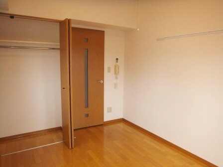 アミティエ船橋駅前の収納|クローゼットタイプの収納