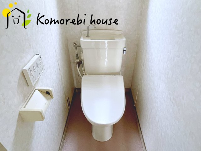 北足立郡伊奈町　1期　中古戸建のトイレ|落ち着いたトイレです