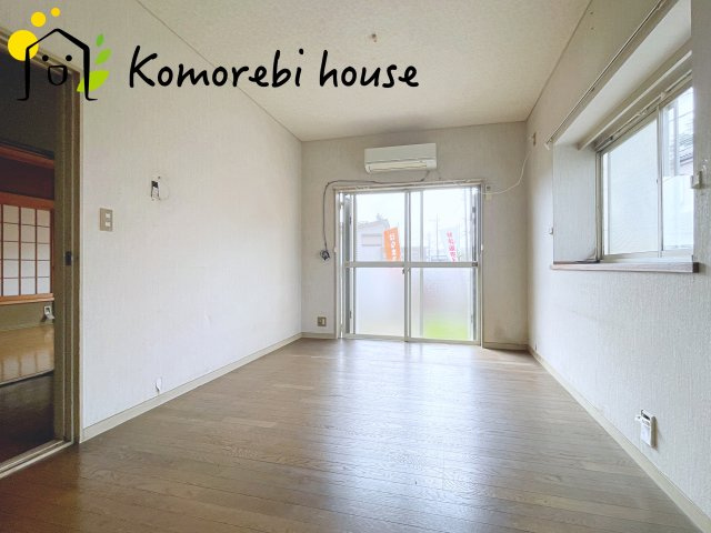 北足立郡伊奈町　1期　中古戸建の居間・リビング|ゆったりとしたリビングです