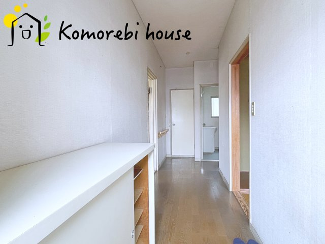 北足立郡伊奈町　1期　中古戸建の玄関|シンプルで使いやすい玄関です