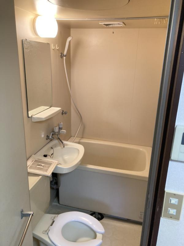 コーポ希望ヶ丘の浴室